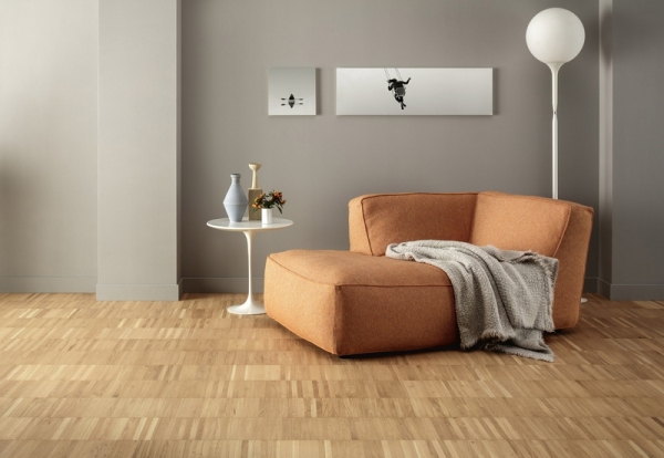 Woodco presenta Monolith: l’espressività del pavimento industriale incontra la maestosità del Rovere di Slavonia
