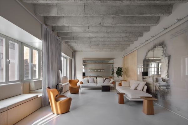“Loft Bianco”: una capsula lontana dal tempo e dallo spazio